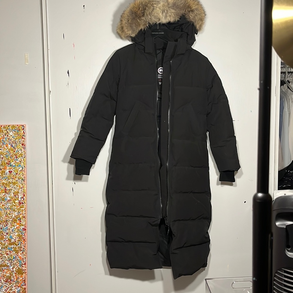 COPY - Canada goose long jacket. Size small , like new .